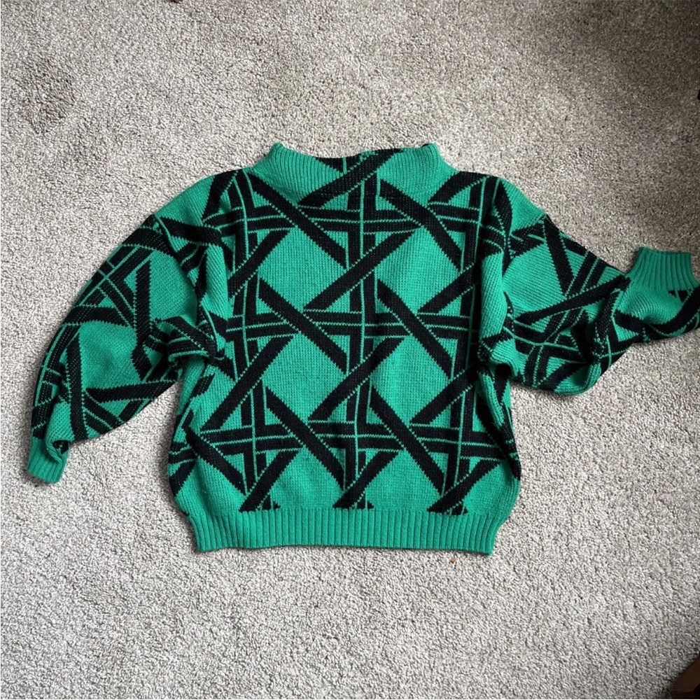 Vintage 1980s Int. Zalerno Sportswear Women’s Size 40 (M) Sweater, Korea